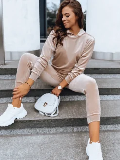 Komplety Damskie>Dstreet Beżowy damski komplet welurowy SO COMFY AY0883