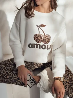 Bluzy Damskie>Dstreet Bluza damska oversize CHERRILUXE z wisienkami kremowa BY1342