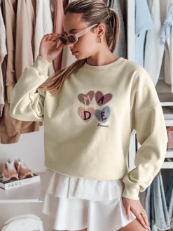 Bluzy Damskie>Dstreet Bluza damske oversiz z sercami MADELIN jasnozielona BY1460