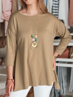 Bluzki Damskie>Dstreet Bluzka damska masełko oversize z wisiorkiem COMFILA ciemnobrązowa RY2789