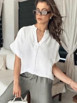 Bluzki Damskie>Dstreet Bluzka damska NAMAYAS biała RY2604