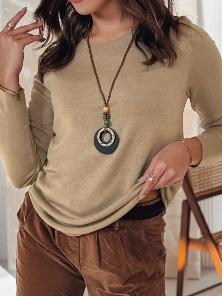 Bluzki Damskie>Dstreet Bluzka damska one size LUCERIA z wisiorkiem beżowa RY2676