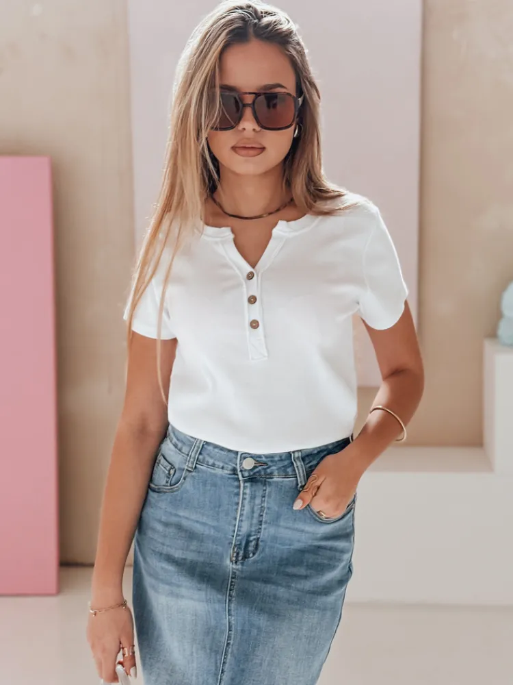 Bluzki Damskie>Dstreet Bluzka damska one size prążkowana KISS LOOK biała RY2836