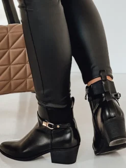 Botki><noscript><img width=