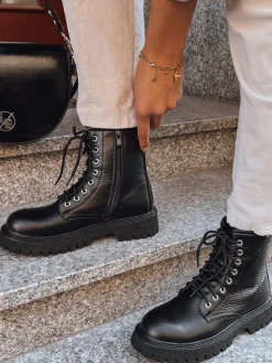 Botki><noscript><img width=