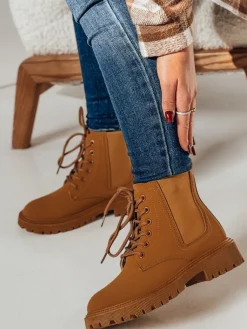 Botki><noscript><img width=