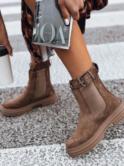 Botki><noscript><img width=