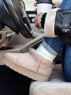 Botki><noscript><img width=