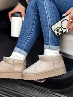 Botki><noscript><img width=