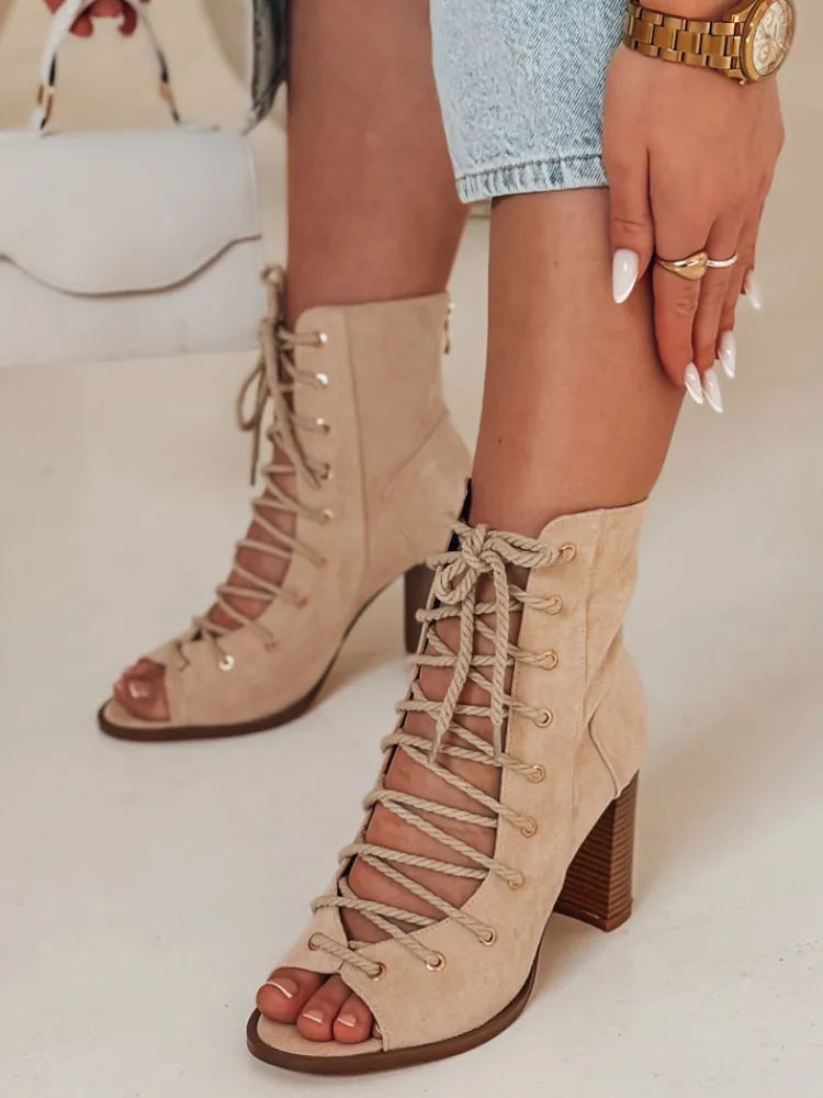 Botki>Dstreet Botki damskie wiązane na obcasie LACIUP beżowe ZY0732