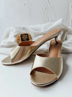 Klapki>Dstreet Klapki damskie DORIMI złote ZY0974