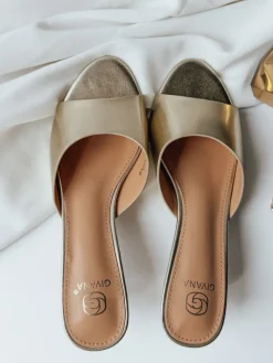 Klapki>Dstreet Klapki damskie DORIMI złote ZY0974