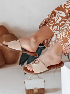 Klapki>Dstreet Klapki damskie z sercem LOVEMISS beżowe ZY0771