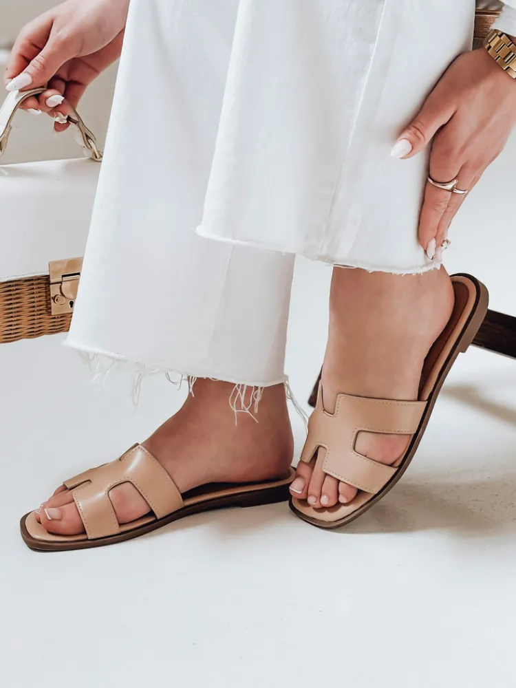 Klapki>Dstreet Klapki damskie z wcięciem CLASSROT beżowe ZY0883