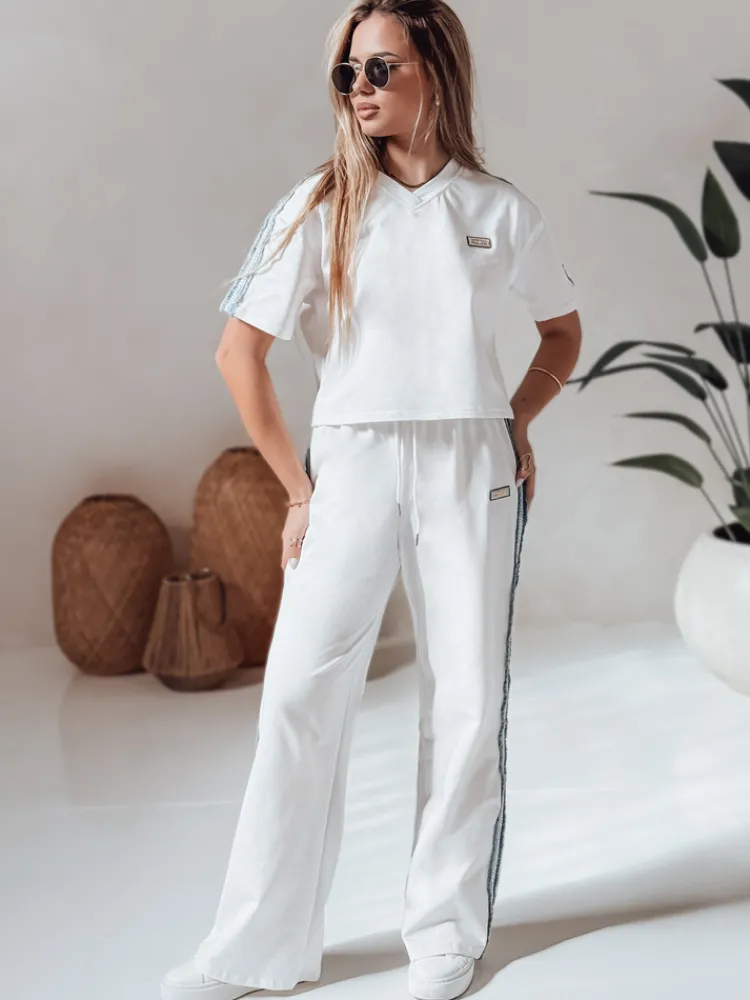 Komplety Dresowe Damskie>Dstreet Komplet damski dresowy oversize SPORT LIKE biały AY1144