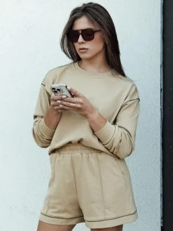 Komplety Dresowe Damskie>Dstreet Komplet damski dresowy PULGAR beżowy AY1055