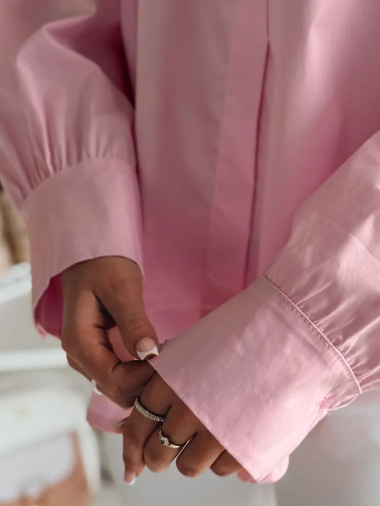 Koszule Damskie>Dstreet Koszula damska oversize z dłuższym tyłem BLUOSIZE różowa DY0459