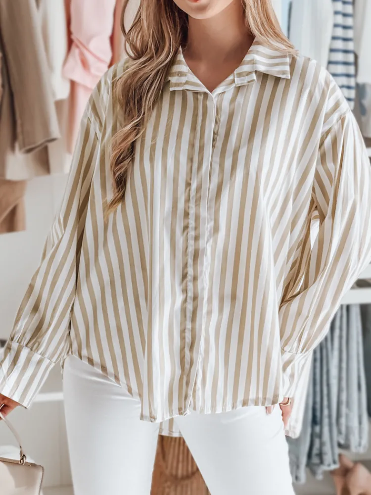 Koszule Damskie>Dstreet Koszula damska oversize z dłuższym tyłem SAMONE w beżowo-białe paski DY0463