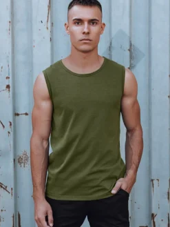 Koszulki Męskie>Dstreet Koszulka bez rękawów męska bez nadruku zielona RX5620