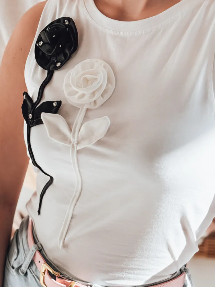 T-Shirty Damskie>Dstreet Koszulka damska na ramiączkach w kwiaty PETITO biały RY2730