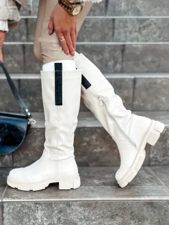 Kozaki><noscript><img width=