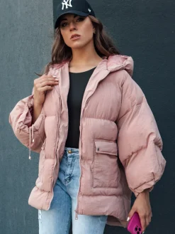 Kurtki Damskie>Dstreet Kurtka damska pikowana oversize z kapturem PARIMA różowa TY4480