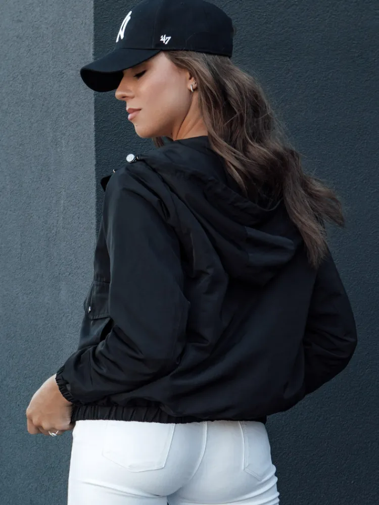 Kurtki Damskie>Dstreet Kurtka damska przejściowa z kapturem BELIJ czarna TY4470