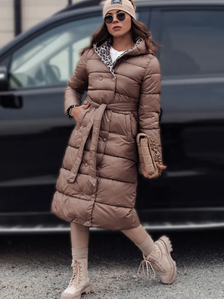 Kurtki Damskie>Dstreet Kurtka damska VELVETTI długa pikowana z kapturem dwustronna kamelowa TY4650