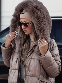 Kurtki Damskie>Dstreet Kurtka damska zimowa FROSTYFIT pikowana z kapturem ciemnobeżowa TY4678