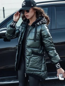 Kurtki Damskie>Dstreet Kurtka przejściowa damska pikowana z kapturem FASHION CHIC zielona TY4580