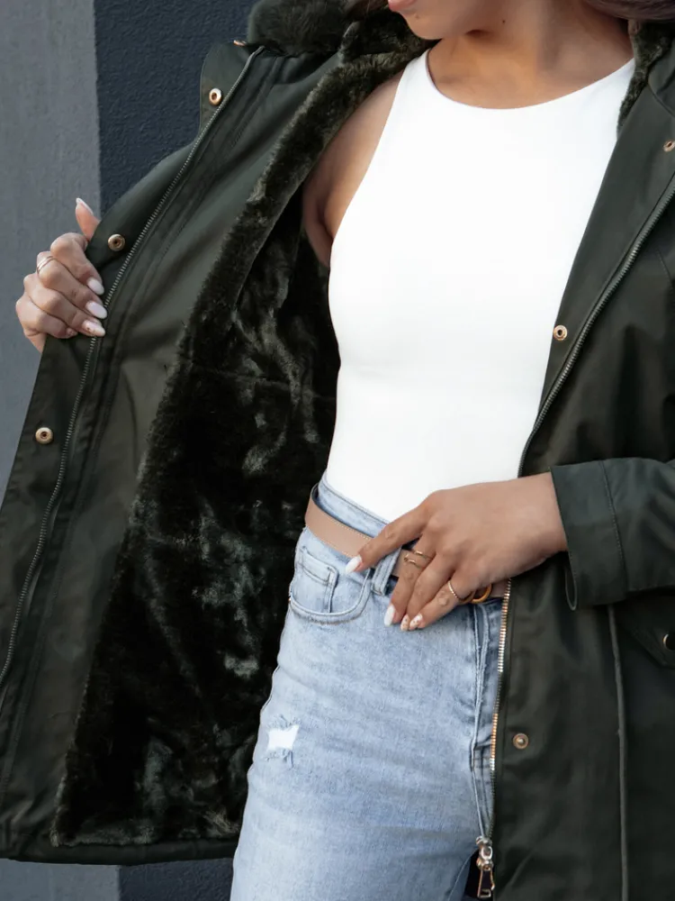 Kurtki Damskie>Dstreet Kurtka zimowa damska parka z futerkiem ERISS zielona TY4534