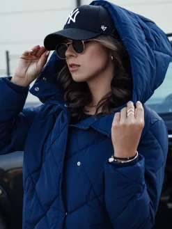 Kurtki Damskie>Dstreet Kurtka zimowa damska pikowana COZYLUX z kapturem granatowa TY4557