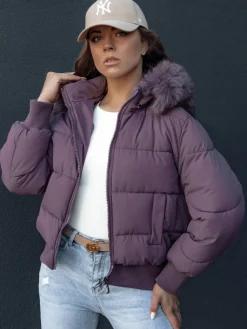 Kurtki Damskie>Dstreet Kurtka zimowa damska pikowana z futerkiem COLDPACK fioletowa TY4431