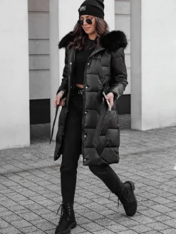 Kurtki Damskie>Dstreet Kurtka zimowa damska STYLOWQ długa pikowana z futerkiem czarna TY4631
