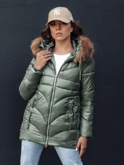 Kurtki Damskie>Dstreet Kurtka zimowa damska z kapturem WINTERCHIC zielona TY4435
