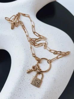 Naszyjniki|Wyjątkowe Okazje>Dstreet Naszyjnik PADLOCK złoty IY0094