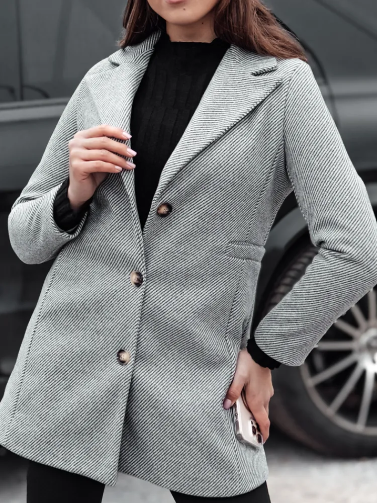 Płaszcze Damskie>Dstreet Płaszcz damski jednorzędowy BELVEONE szary NY0733