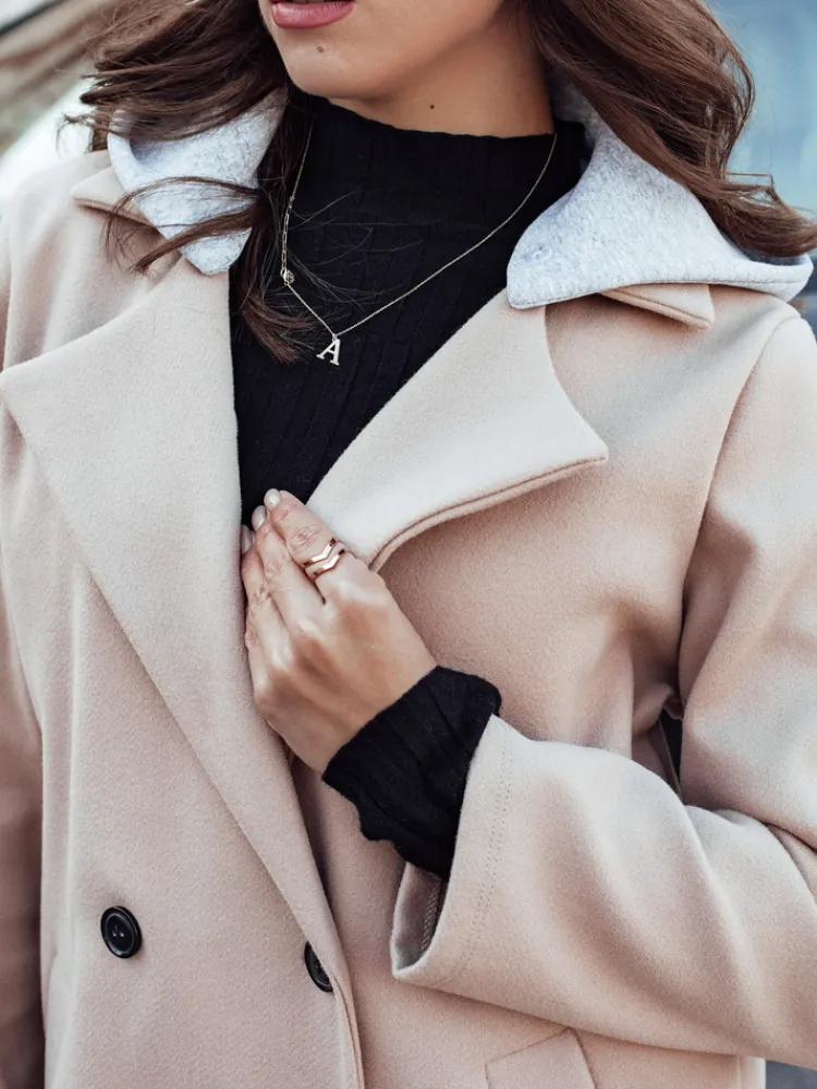 Płaszcze Damskie>Dstreet Płaszcz damski oversize MODVENTURE z kapturem beżowy NY0721