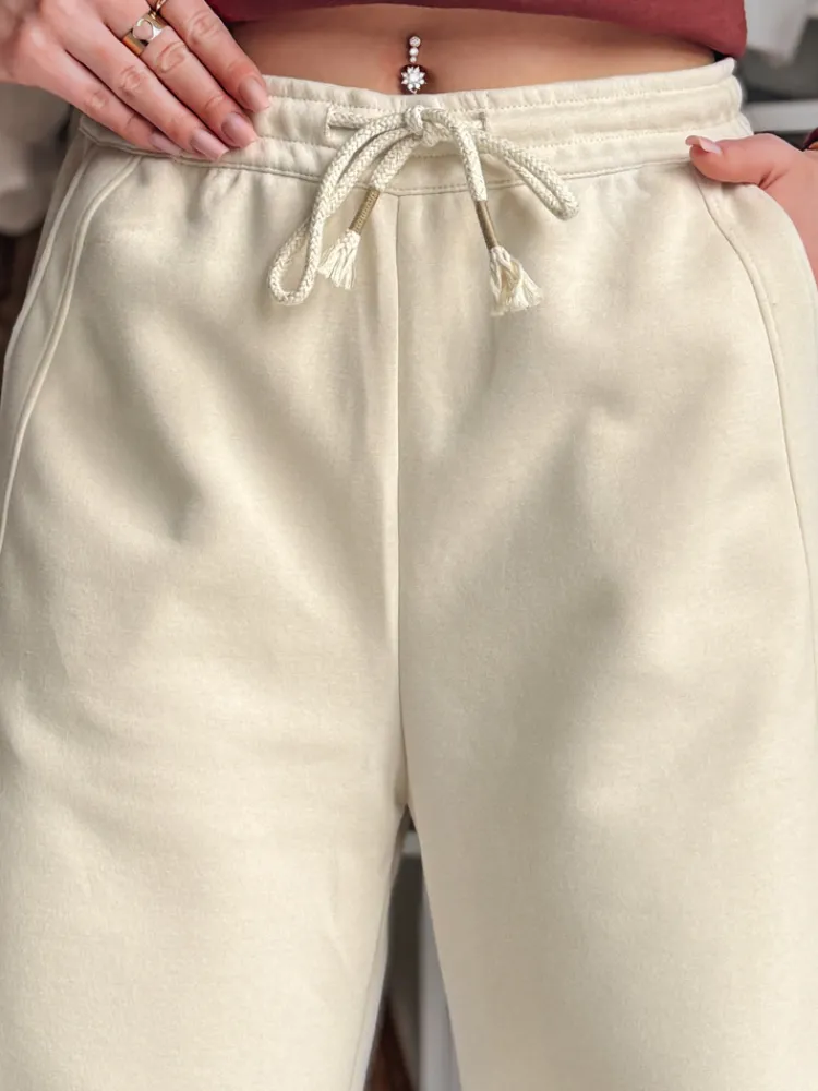 Spodnie Damskie>Dstreet Spodnie damskie dresowe wide leg DRESMOOD PREMIUM beżowe UY2689