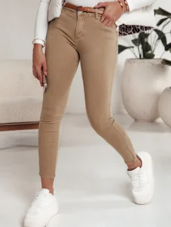 Jeansy Damskie>Dstreet Spodnie damskie jeansowe CLARET z paskiem w zestawie beżowe UY2197
