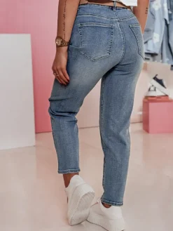Jeansy Damskie>Dstreet Spodnie damskie jeansowe mom fit COMFYNIT UY2371