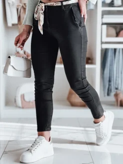 Jeansy Damskie>Dstreet Spodnie damskie materiałowe chinosy z paskiem ROSSALI czarne UY2295