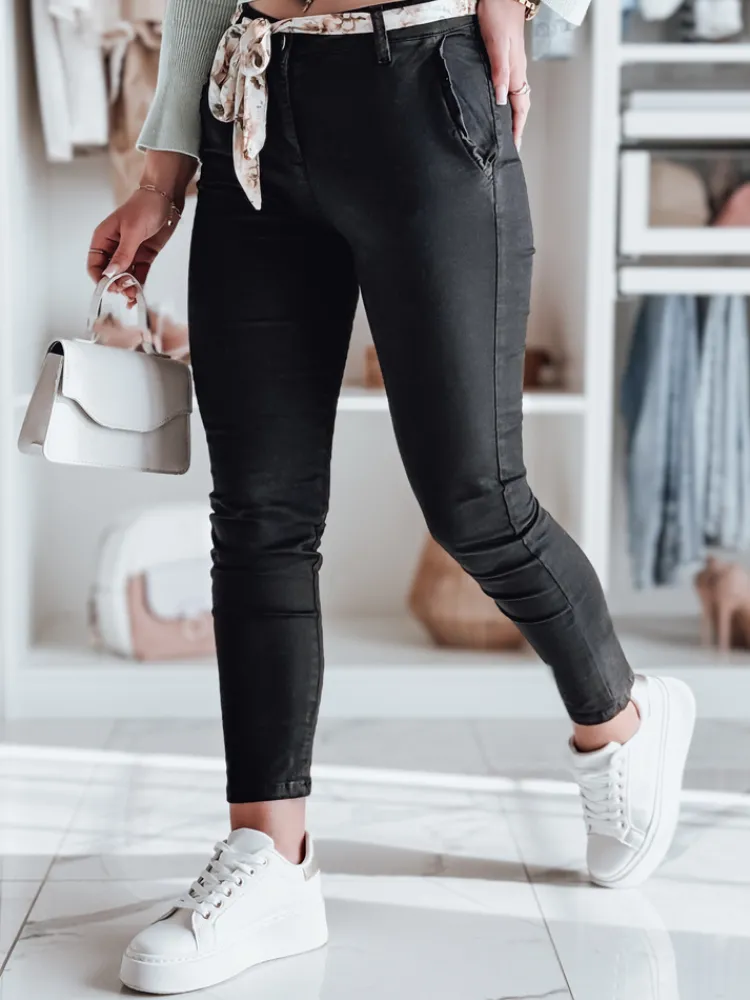 Jeansy Damskie>Dstreet Spodnie damskie materiałowe chinosy z paskiem ROSSALI czarne UY2295