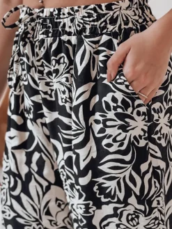 Spodnie Damskie><noscript><img width=