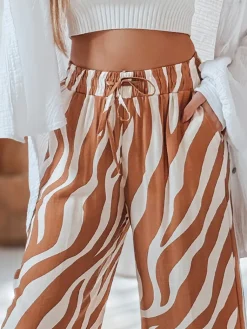 Spodnie Damskie><noscript><img width=