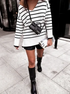 Swetry Damskie>Dstreet Sweter damski HECATE biały MY2017