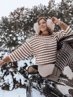 Swetry Damskie><noscript><img width=