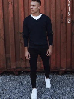 Swetry Męskie>Dstreet Sweter męski w serek granatowy WX2202